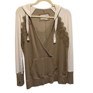 Evy's Tree The Sharon Small Beige Lace Thumbhole Hoodie Pullover Cozy Layering‎